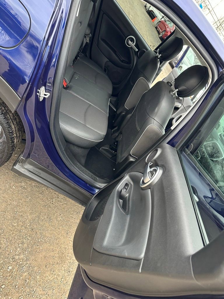 Used 2016 FIAT 500X Trekking image 27