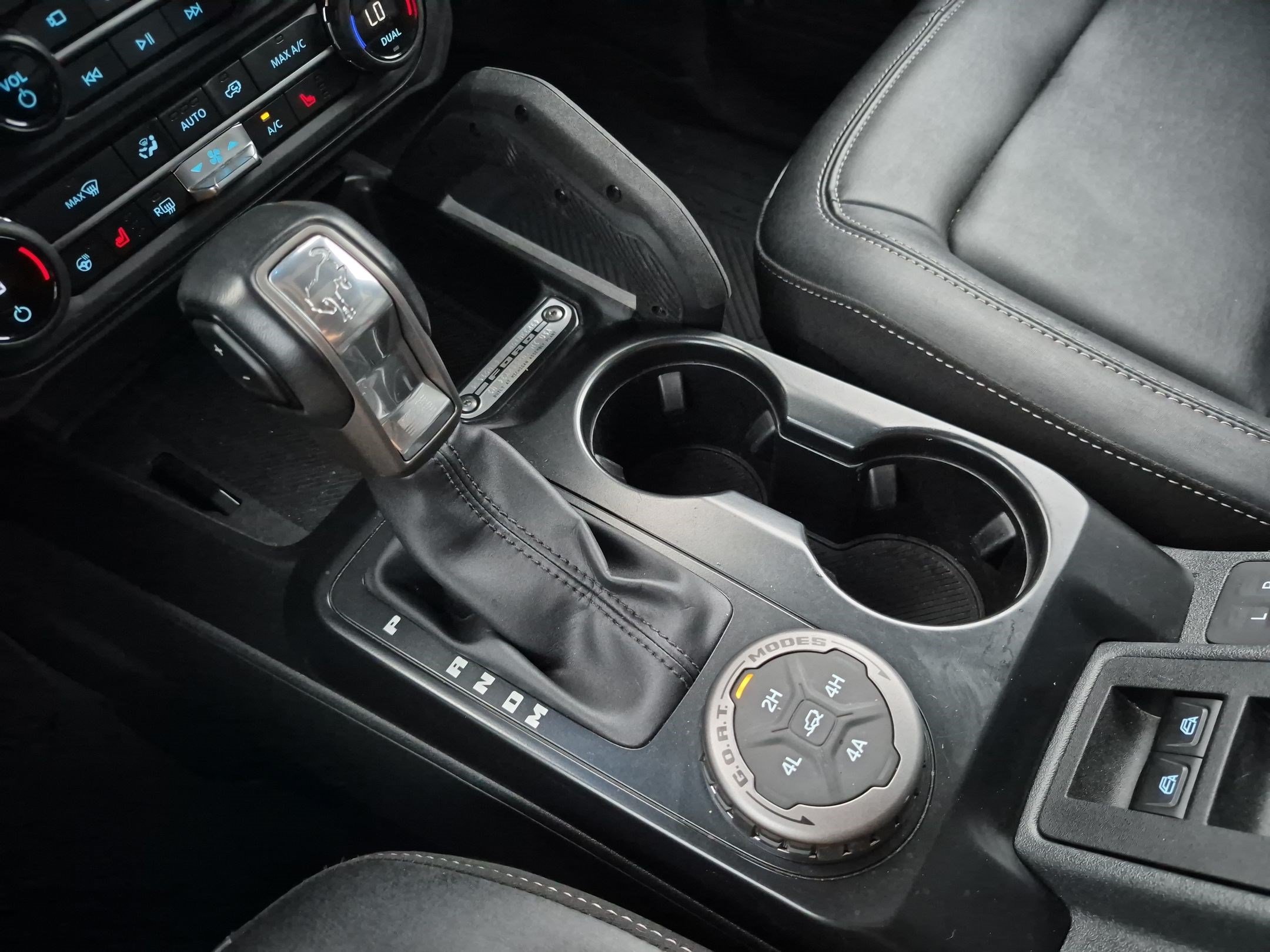 Used 2025 Ford Bronco Badlands AWD/4WD image 28