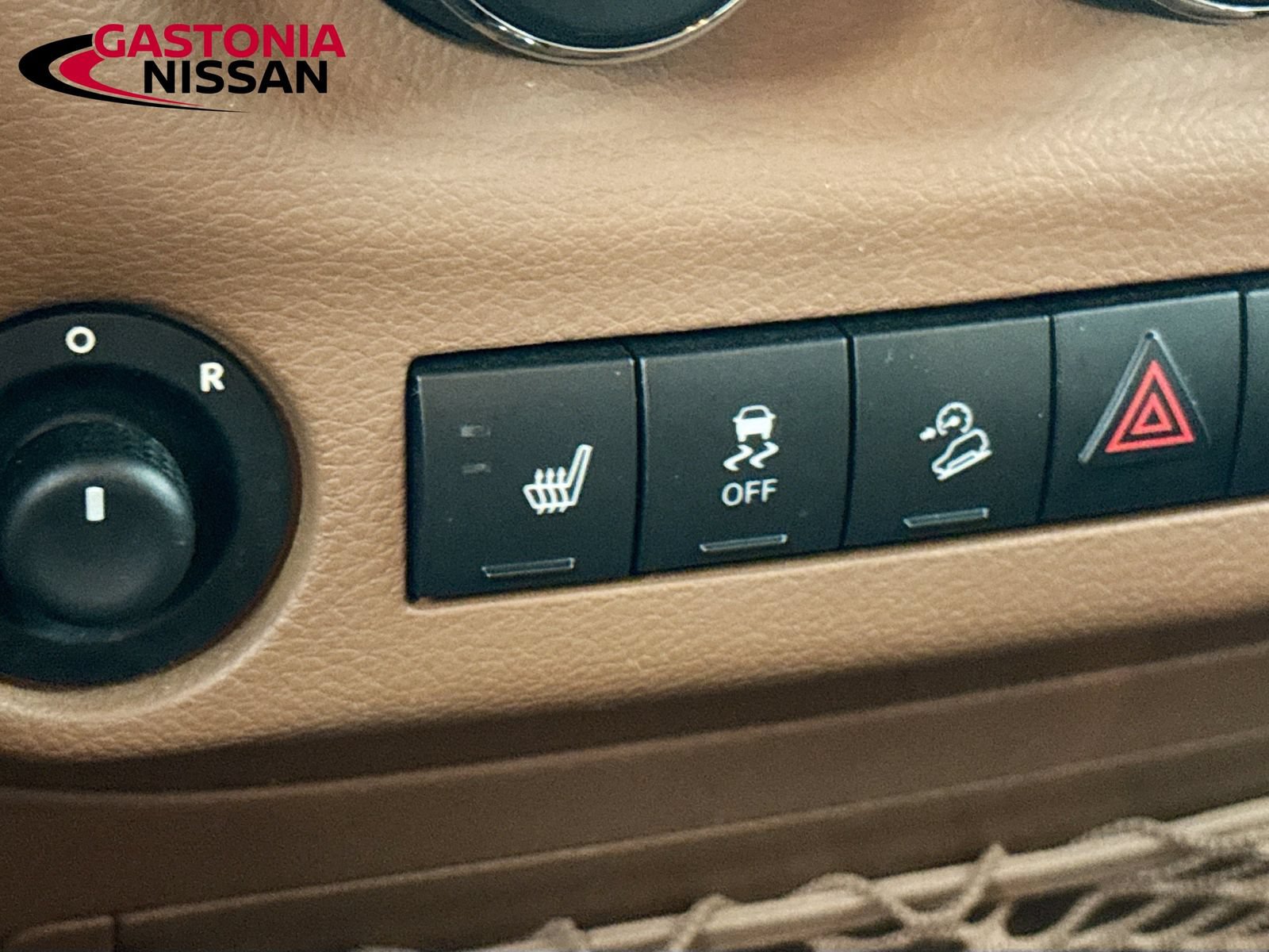 Used 2013 Jeep Wrangler Unlimited Sahara w/ Connectivity Group AWD/4WD image 27