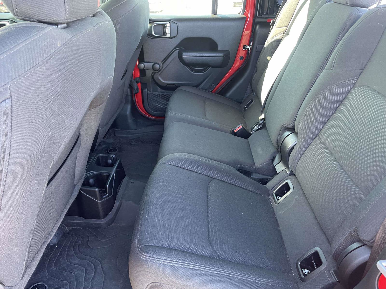 Used 2023 Jeep Gladiator Sport image 9