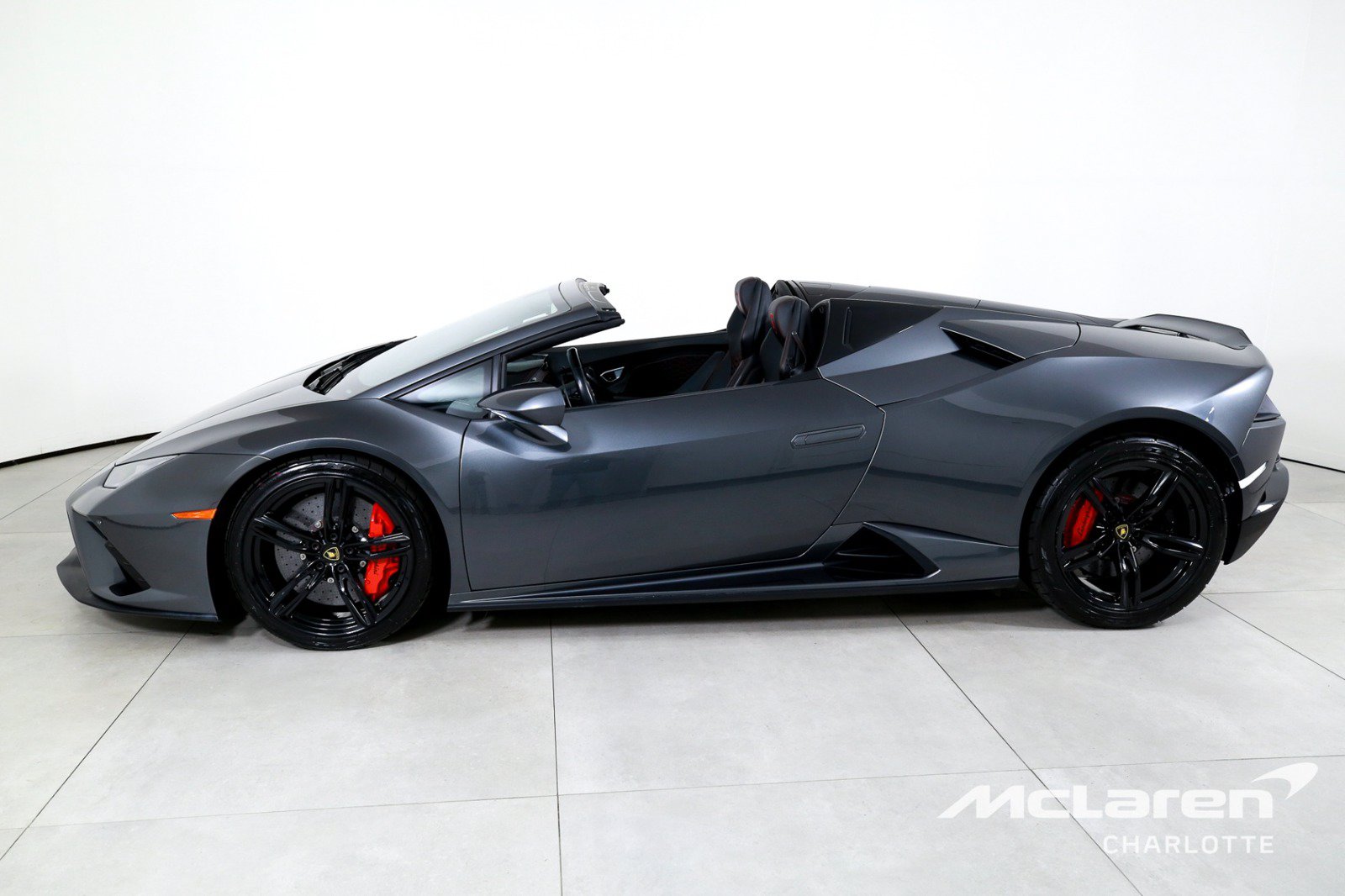 Used 2022 Lamborghini Huracan EVO RWD image 6