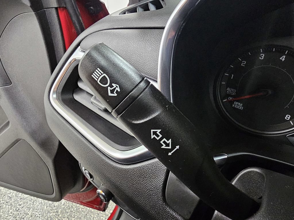 Used 2019 Chevrolet Equinox LT FWD image 33
