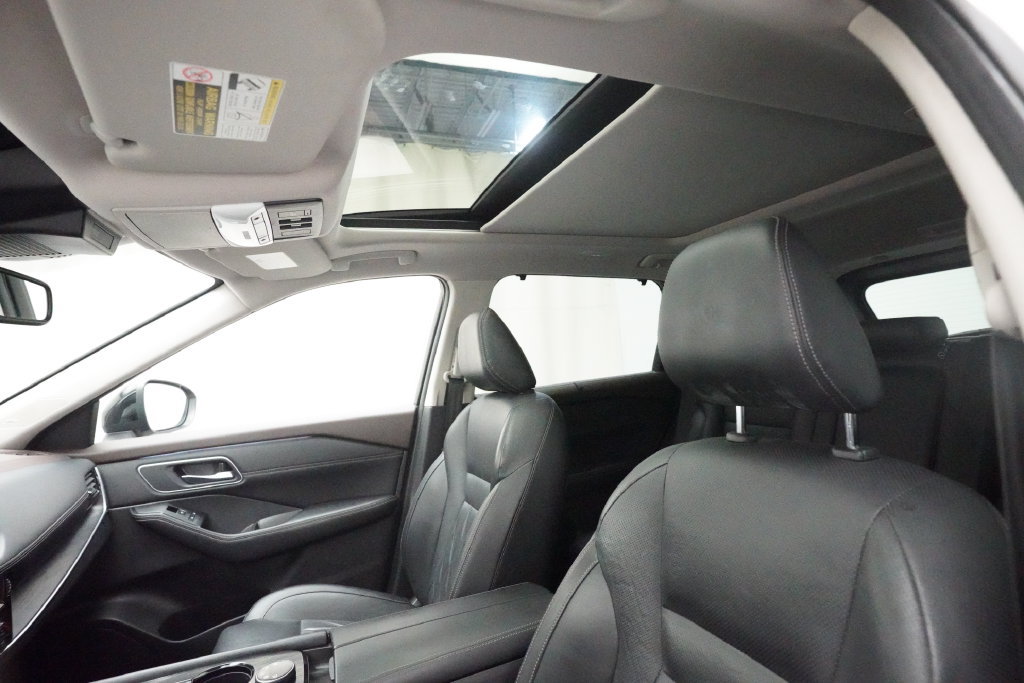 Used 2021 Nissan Rogue Platinum AWD/4WD image 29
