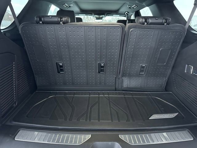 Used 2025 Chevrolet Tahoe High Country image 23