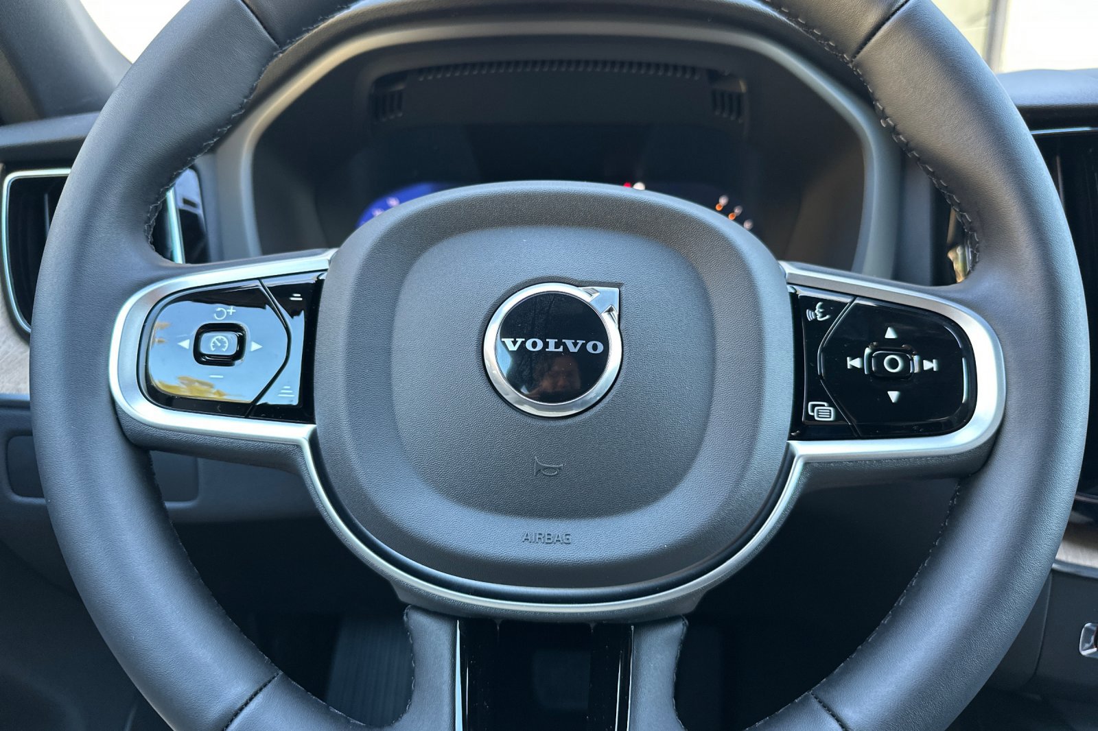 New 2026 Volvo XC60 B5 Core image 21