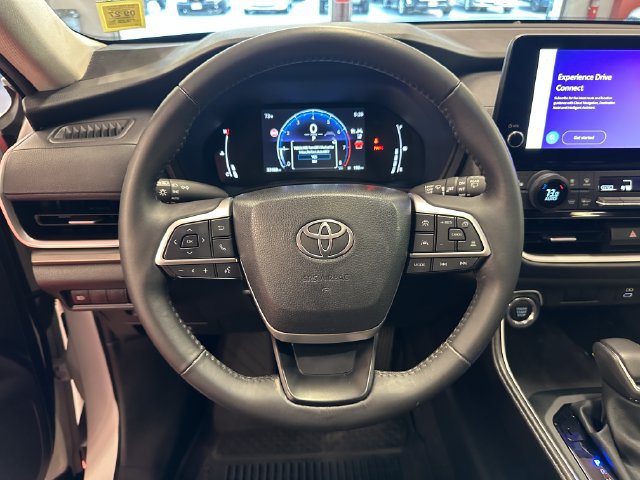 Certified 2024 Toyota Grand Highlander AWD image 18