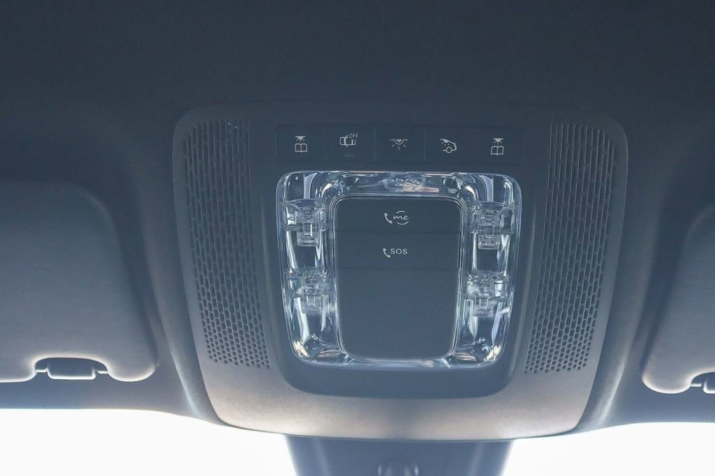 Used 2021 Mercedes-Benz GLA 250 4MATIC image 26