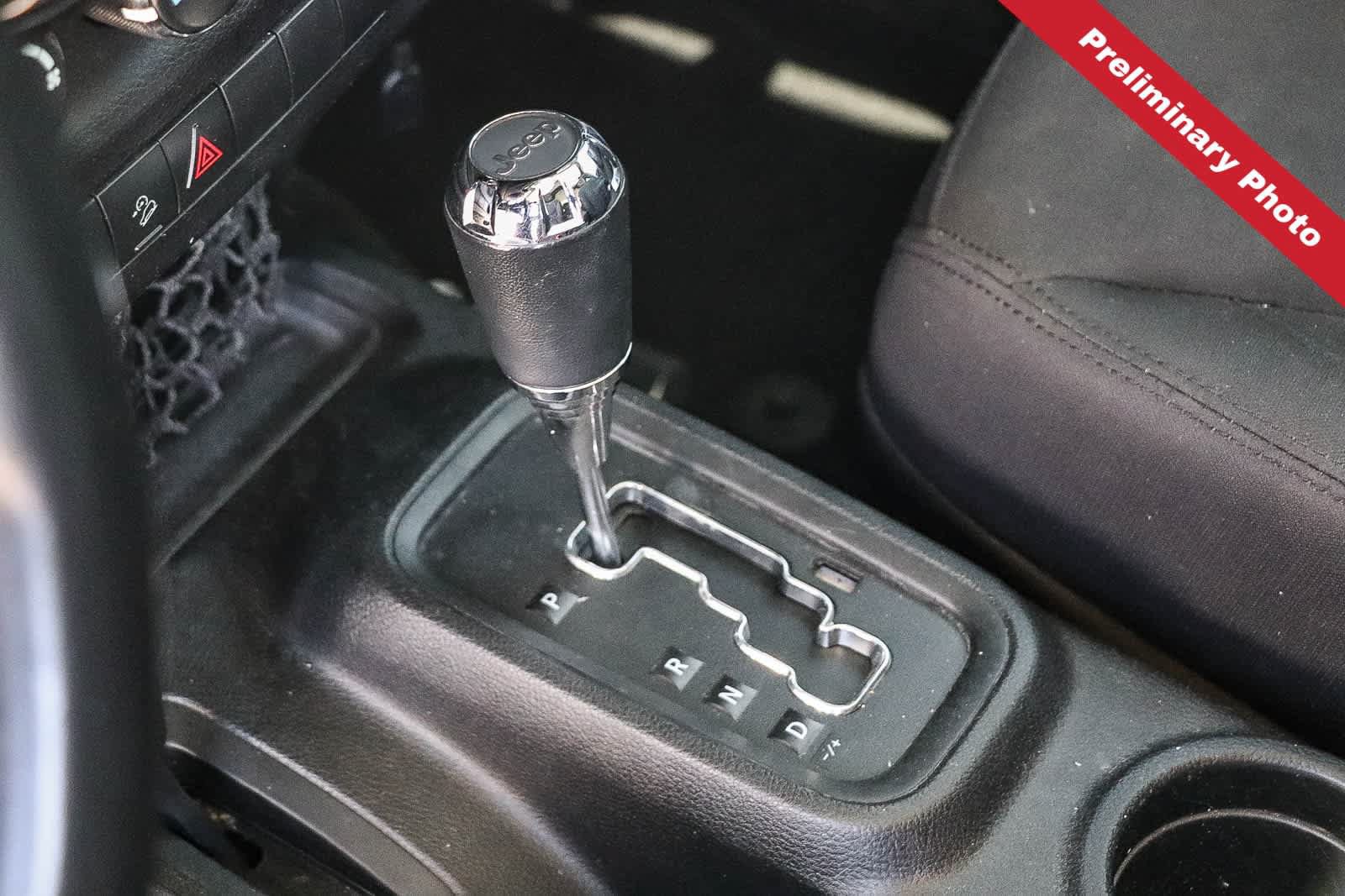 Used 2018 Jeep Wrangler Sport AWD/4WD image 14