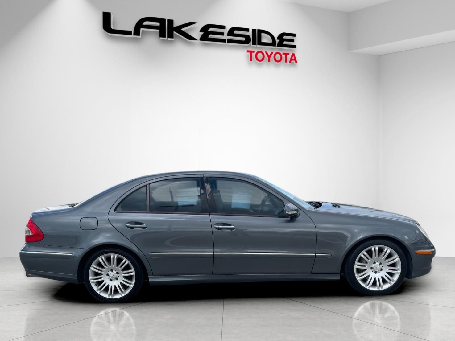 Used 2007 Mercedes-Benz E 350 Sedan image 7
