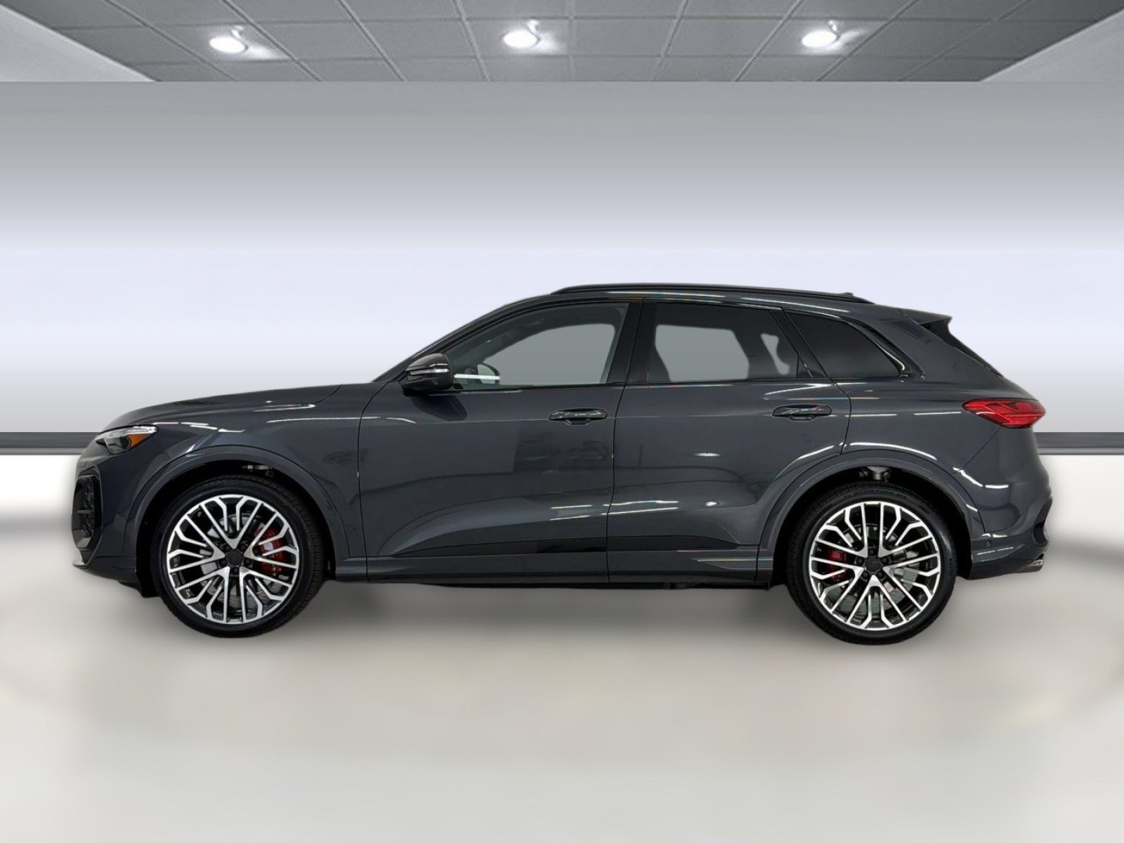 New 2026 Audi SQ5 Prestige AWD/4WD image 2
