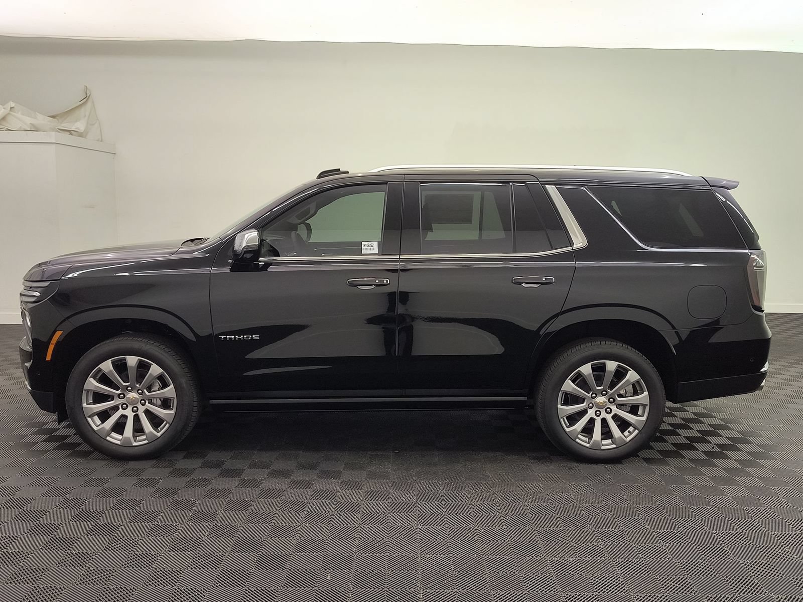 New 2026 Chevrolet Tahoe Premier AWD/4WD image 2