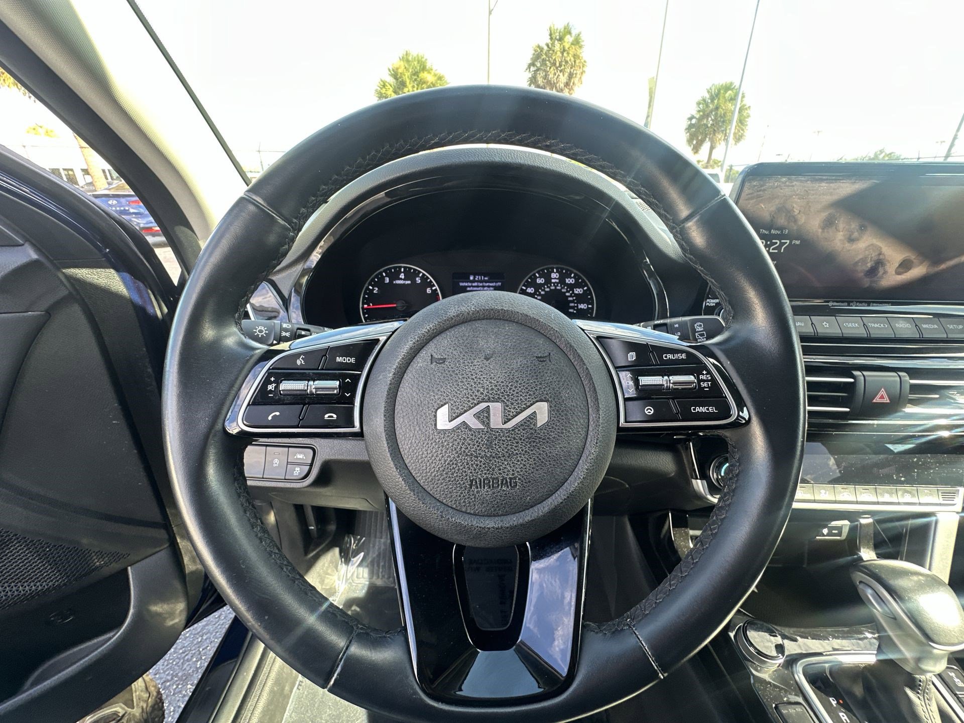 Certified 2023 Kia Seltos EX image 11