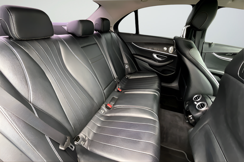 Used 2018 Mercedes-Benz E 300 image 20