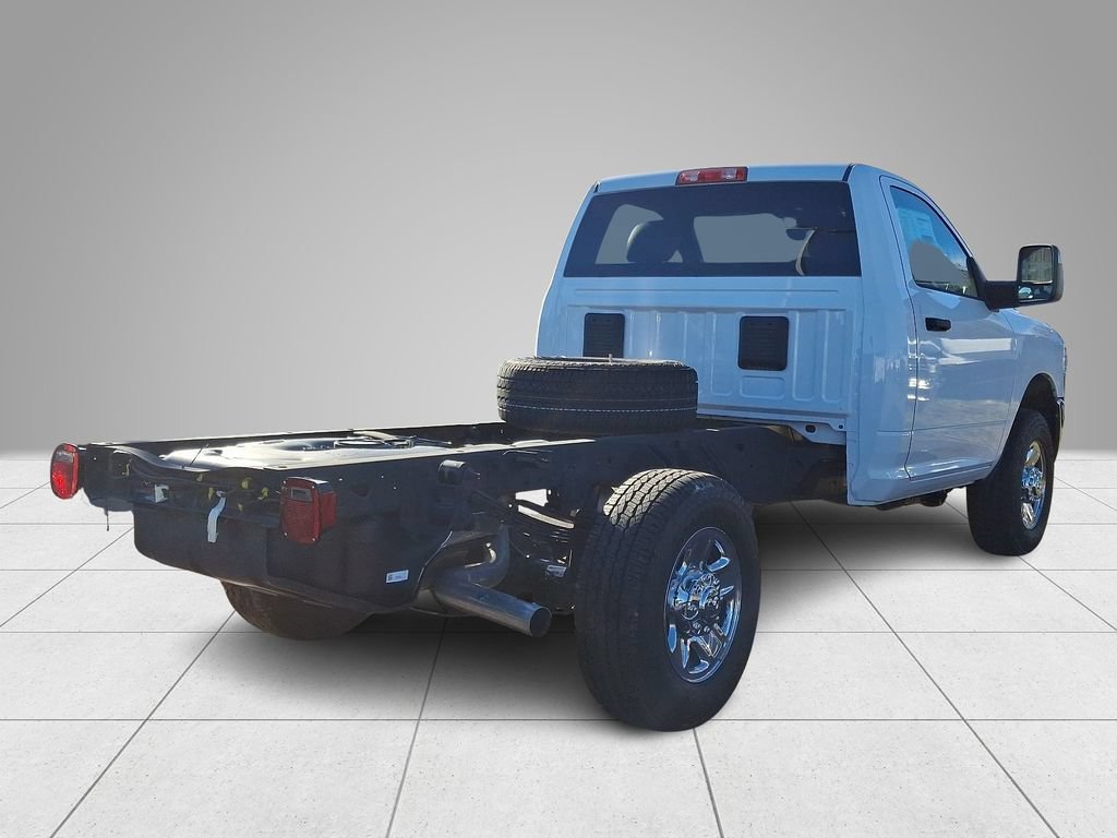 New 2024 RAM 3500 Tradesman w/ Safety Group AWD/4WD image 4