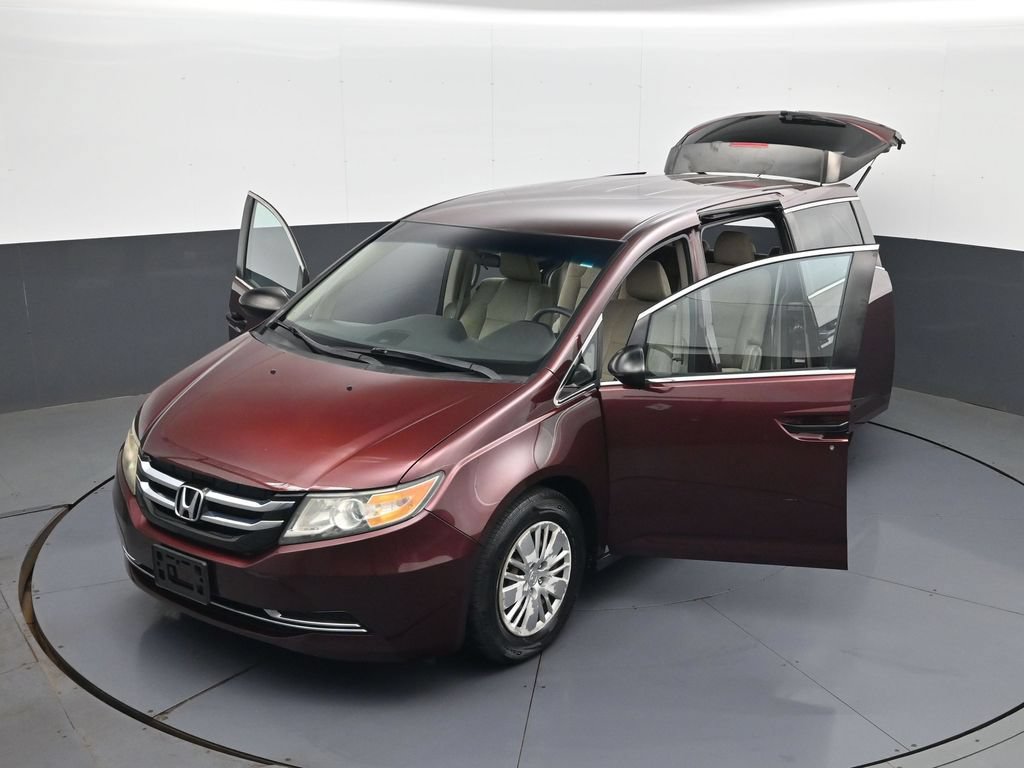 Used 2014 Honda Odyssey LX image 32
