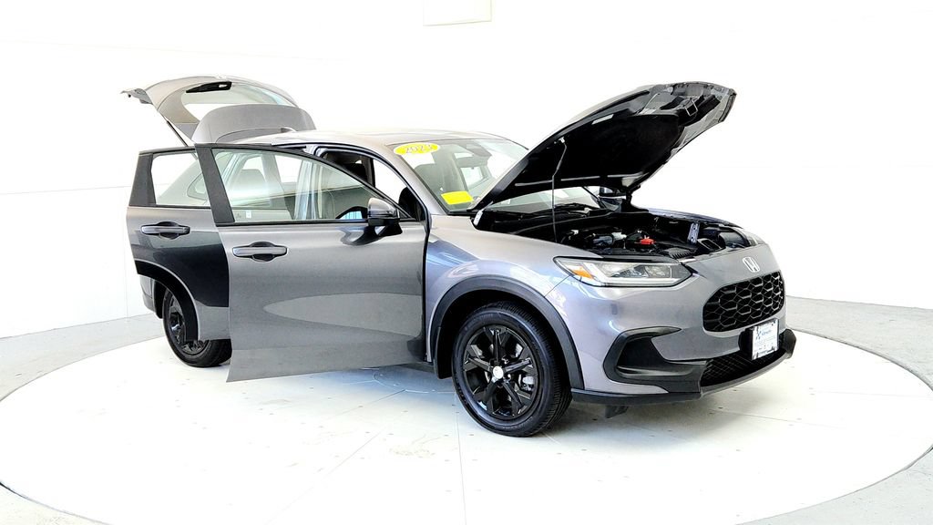 Used 2023 Honda HR-V LX image 12