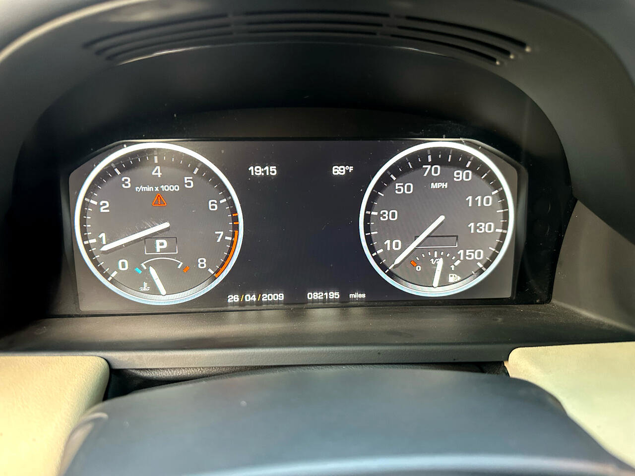 Used 2010 Land Rover Range Rover HSE LUX image 16