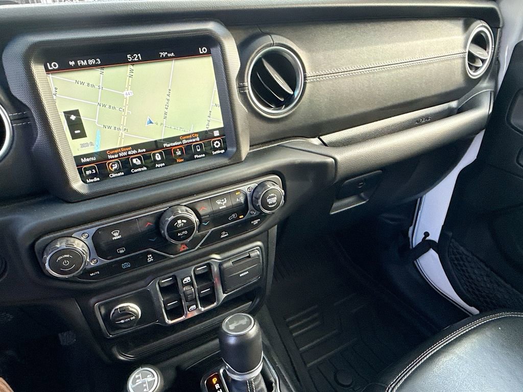 Used 2022 Jeep Wrangler Unlimited Sahara image 24
