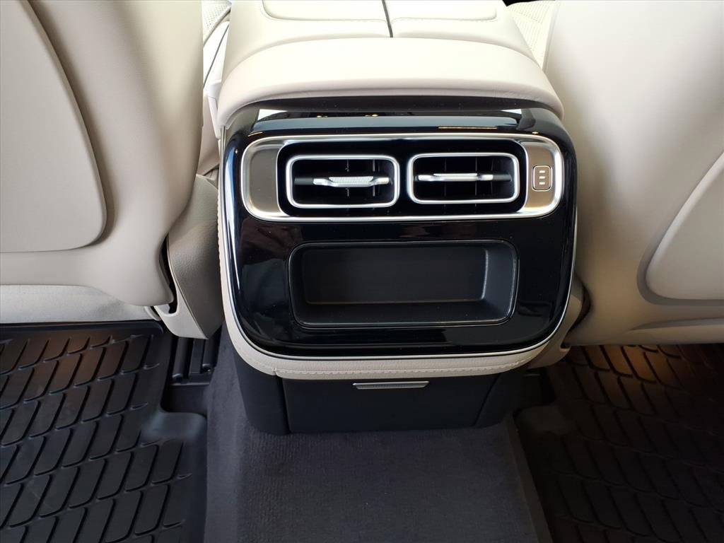 New 2026 Mercedes-Benz S 580 4MATIC Sedan image 17