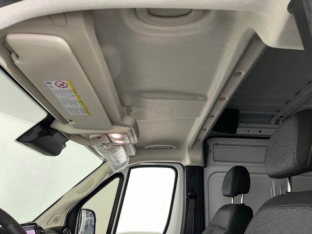 Used 2025 RAM ProMaster 2500 w/ Storage Group image 24