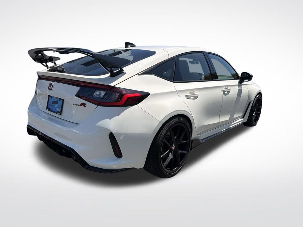 Used 2023 Honda Civic Type R image 5