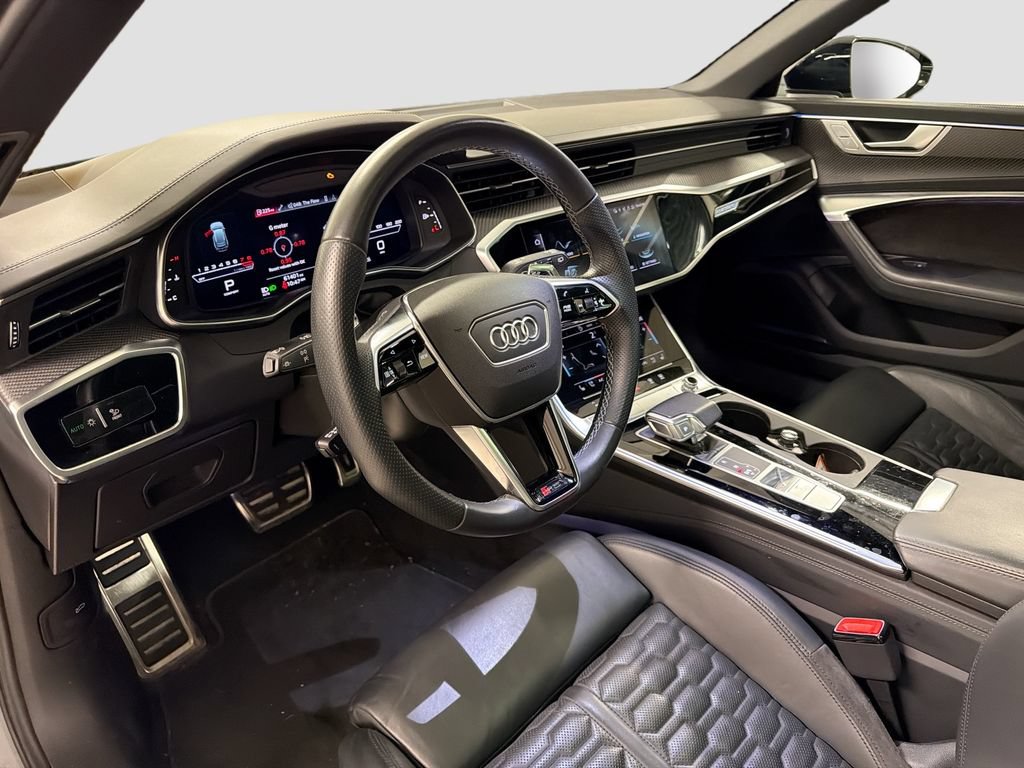 Used 2021 Audi RS 6 w/ Executive Package AWD/4WD image 4