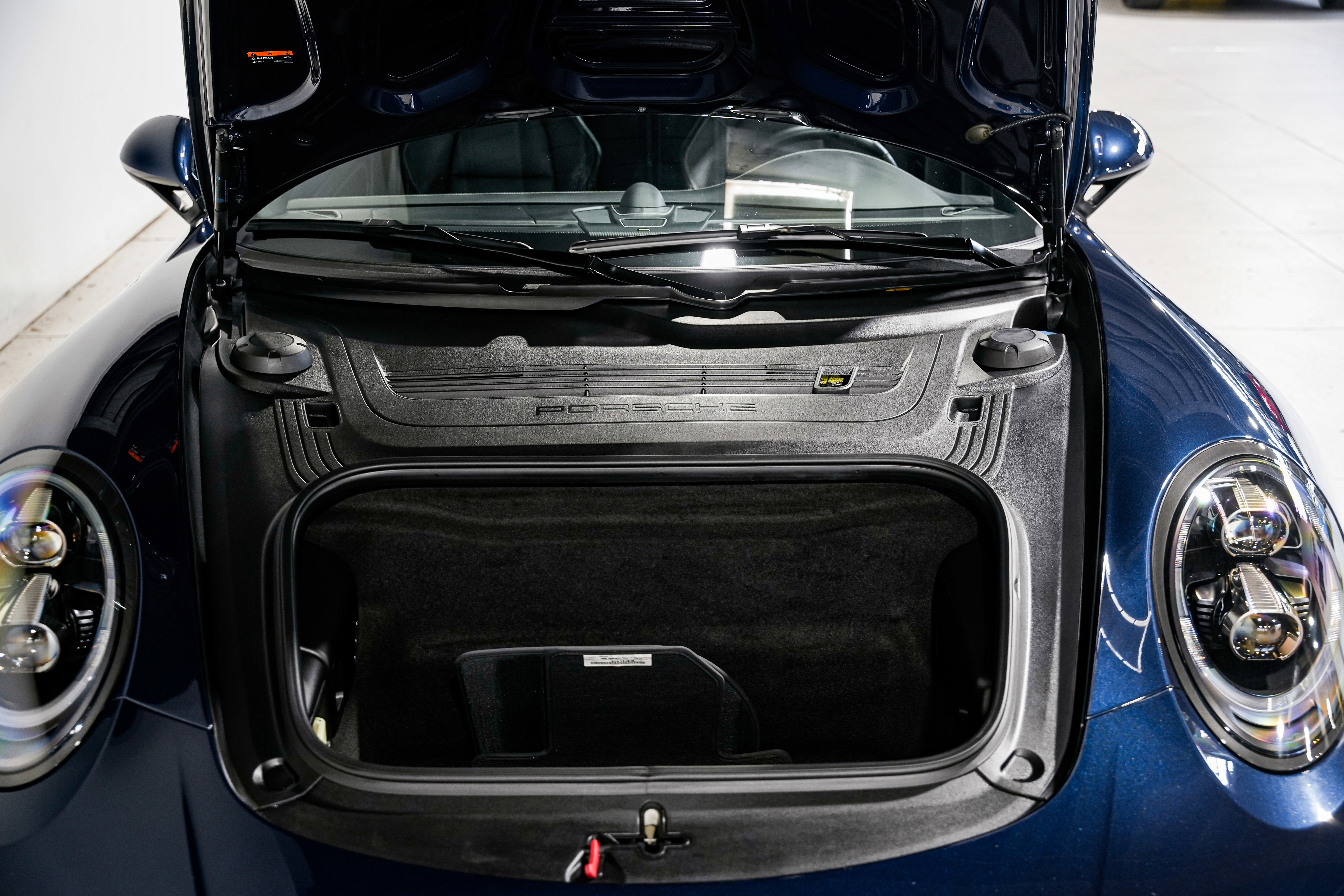 Used 2019 Porsche 911 Targa 4 GTS image 46