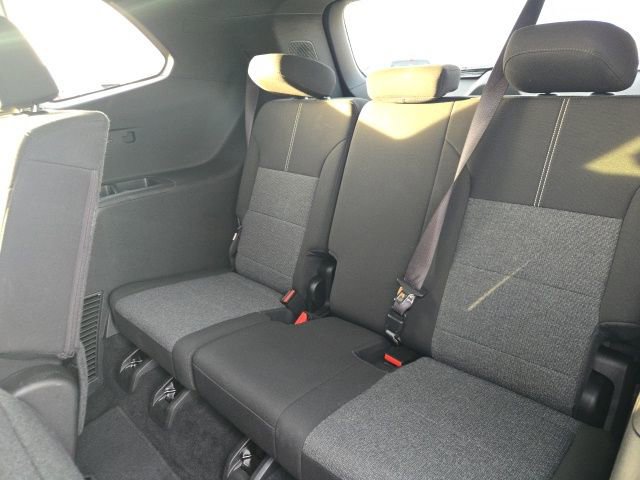 Certified 2025 GMC Acadia Elevation image 41