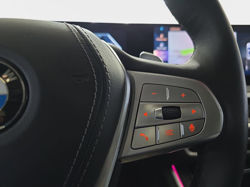 Certified 2024 BMW X7 xDrive40i image 18