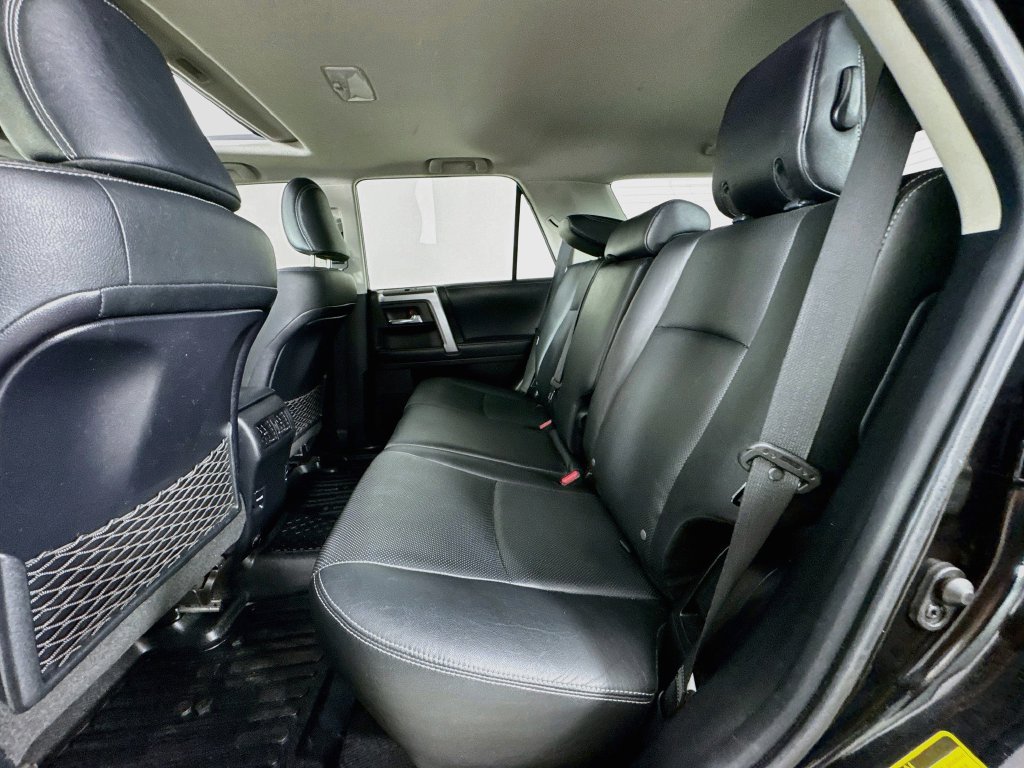 Used 2018 Toyota 4Runner Limited AWD/4WD image 29