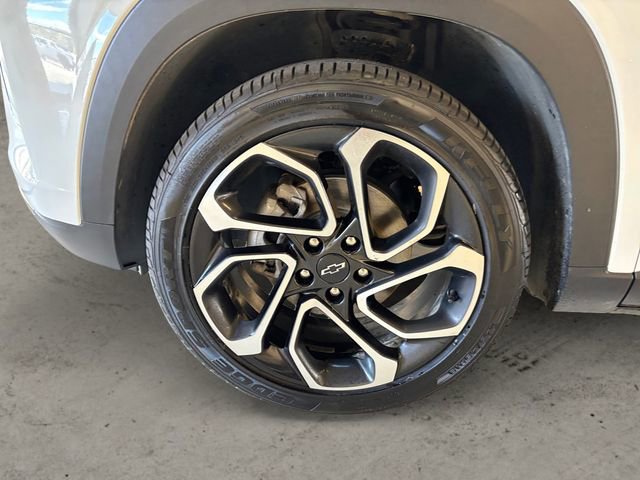 Used 2024 Chevrolet Trax RS FWD image 15