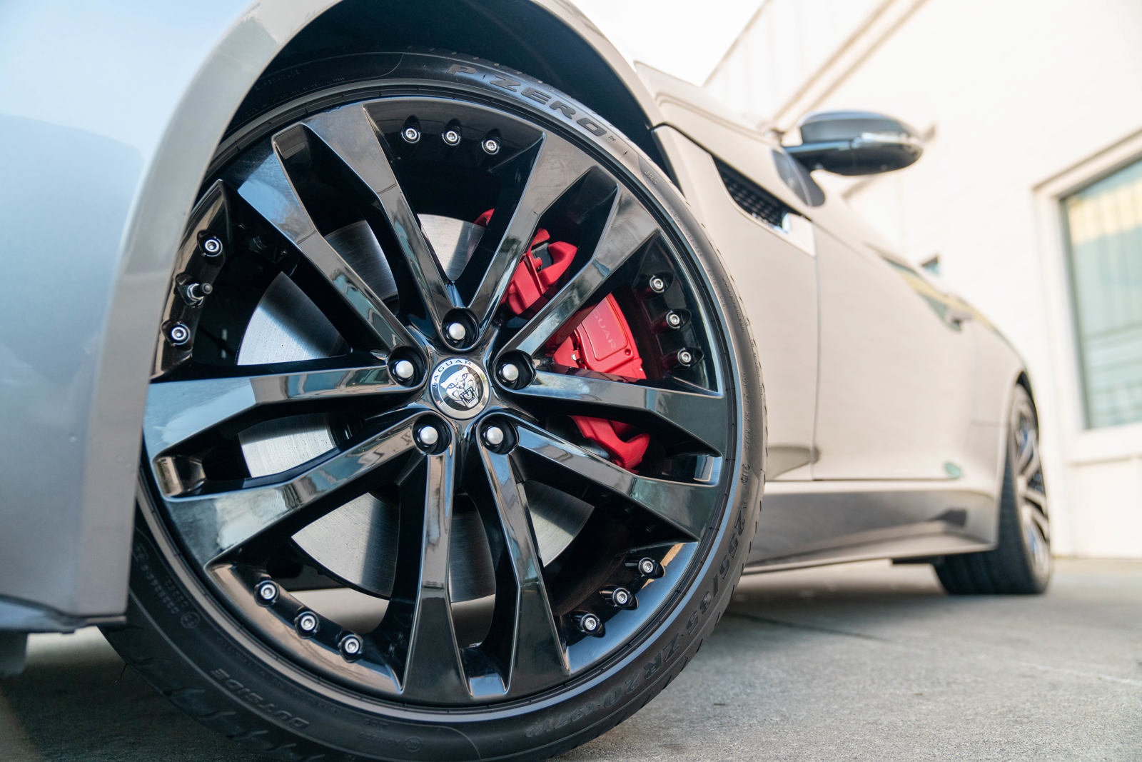 Used 2014 Jaguar F-TYPE S RWD image 4