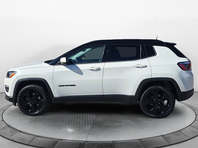 Used 2018 Jeep Compass Latitude image 2