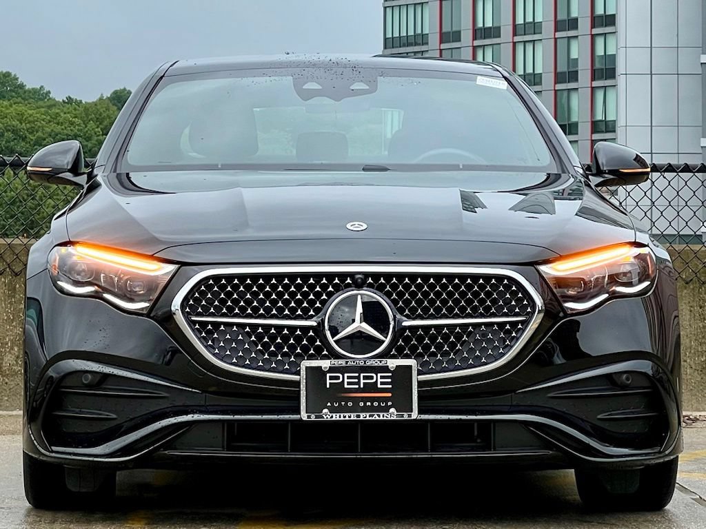 Certified 2026 Mercedes-Benz E 350 4MATIC Sedan image 3