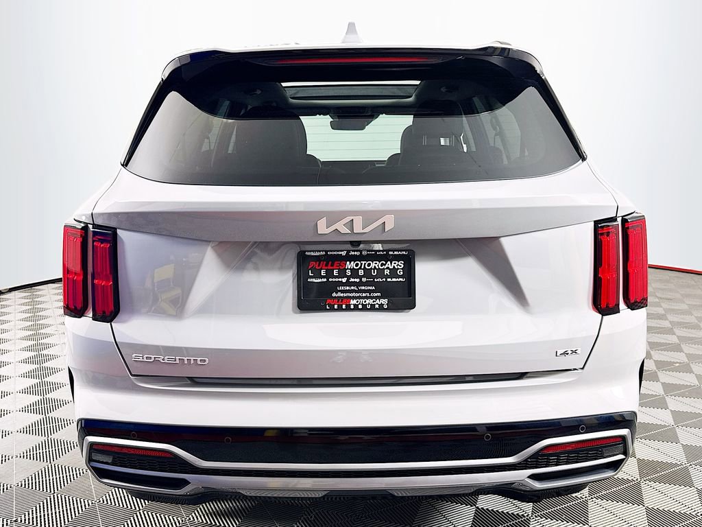 Used 2023 Kia Sorento SX AWD/4WD image 6