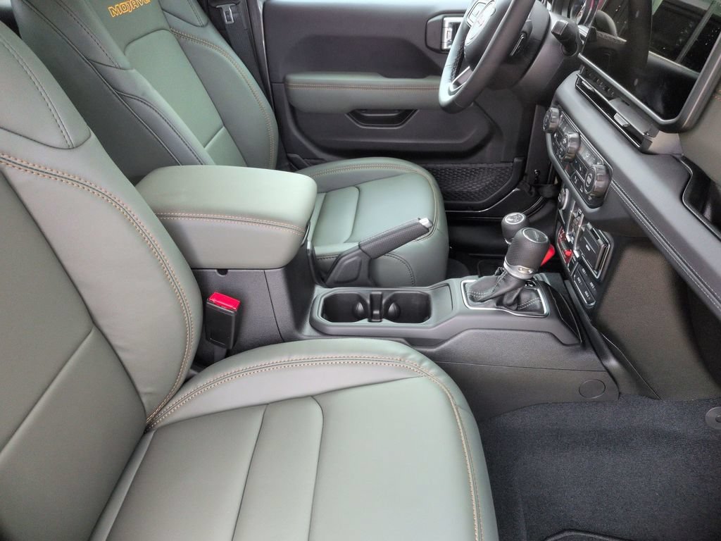 New 2026 Jeep Gladiator Mojave AWD/4WD image 34