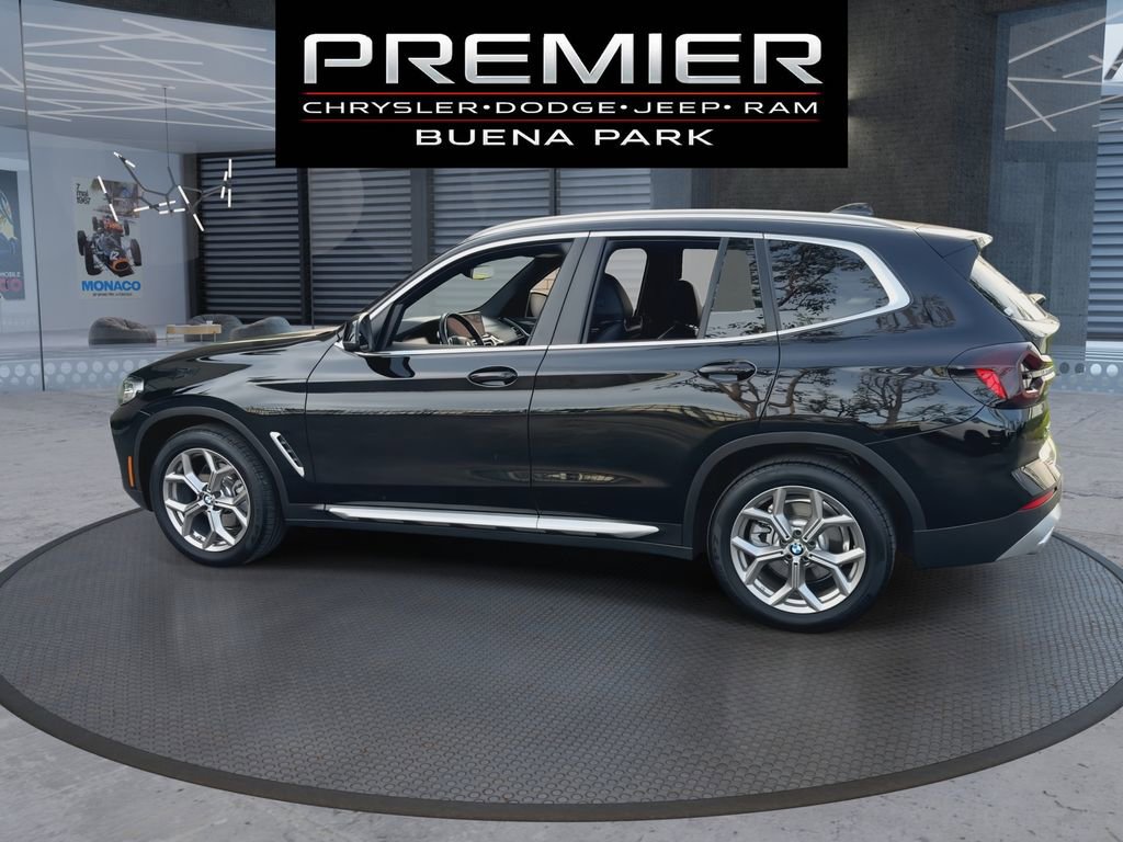 Used 2024 BMW X3 xDrive30i w/ Premium Essential Package image 5