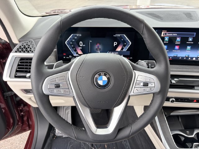 Used 2025 BMW X7 xDrive40i w/ Premium Package AWD/4WD image 25