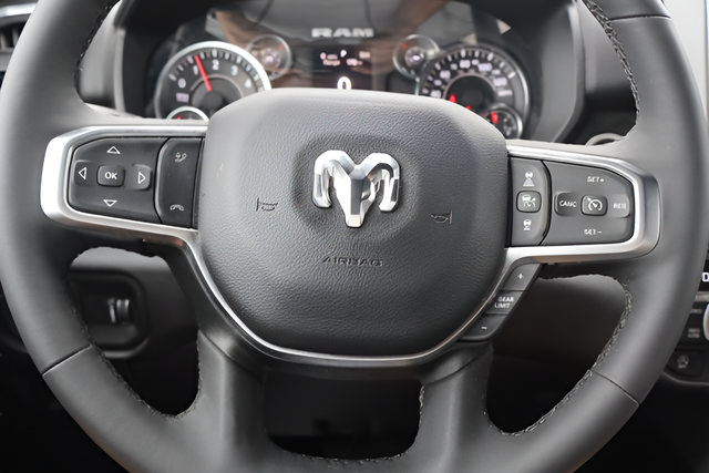 Used 2025 RAM 1500 Big Horn AWD/4WD image 28