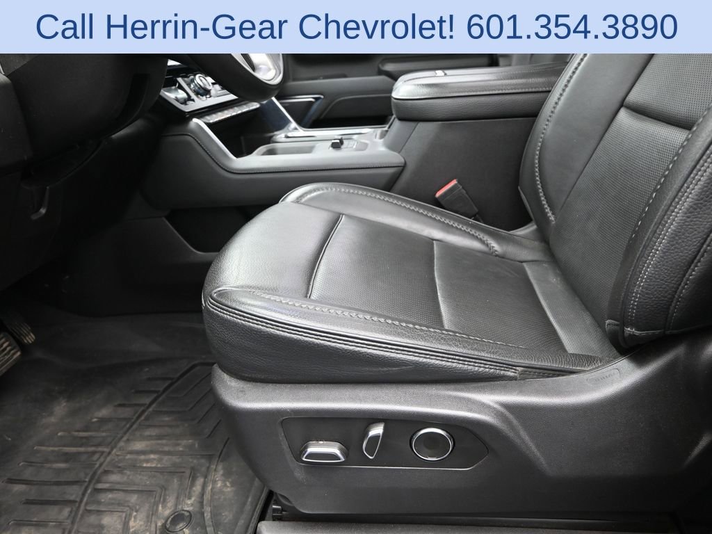 Used 2024 GMC Sierra 3500 Denali w/ Denali Reserve Package image 13