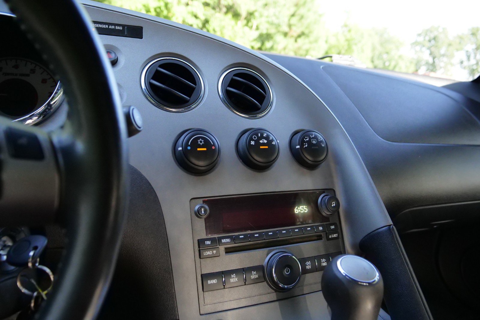 Used 2007 Pontiac Solstice Convertible w/ Premium Package RWD image 12