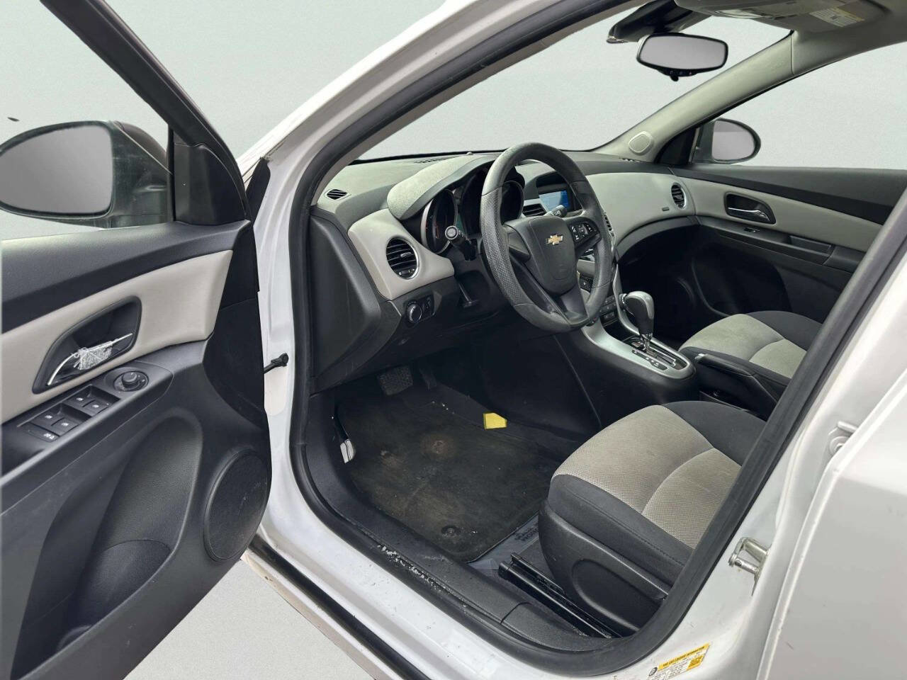 Used 2012 Chevrolet Cruze LS w/ Connectivity Package image 13