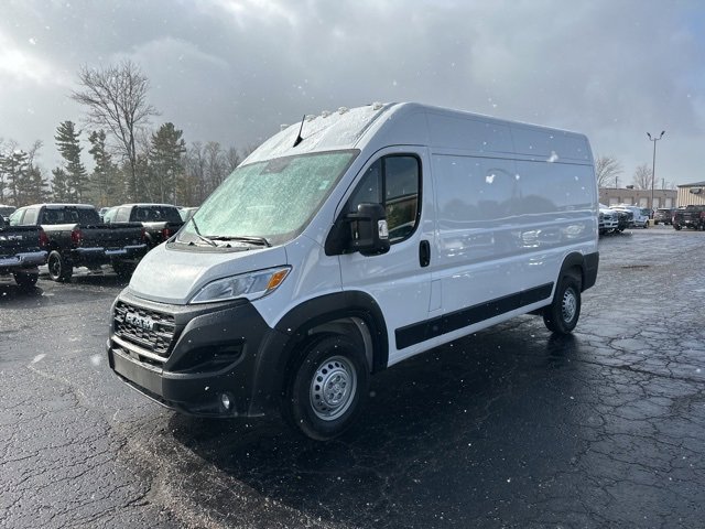 Used 2025 RAM ProMaster 2500 w/ Convenience Group image 4