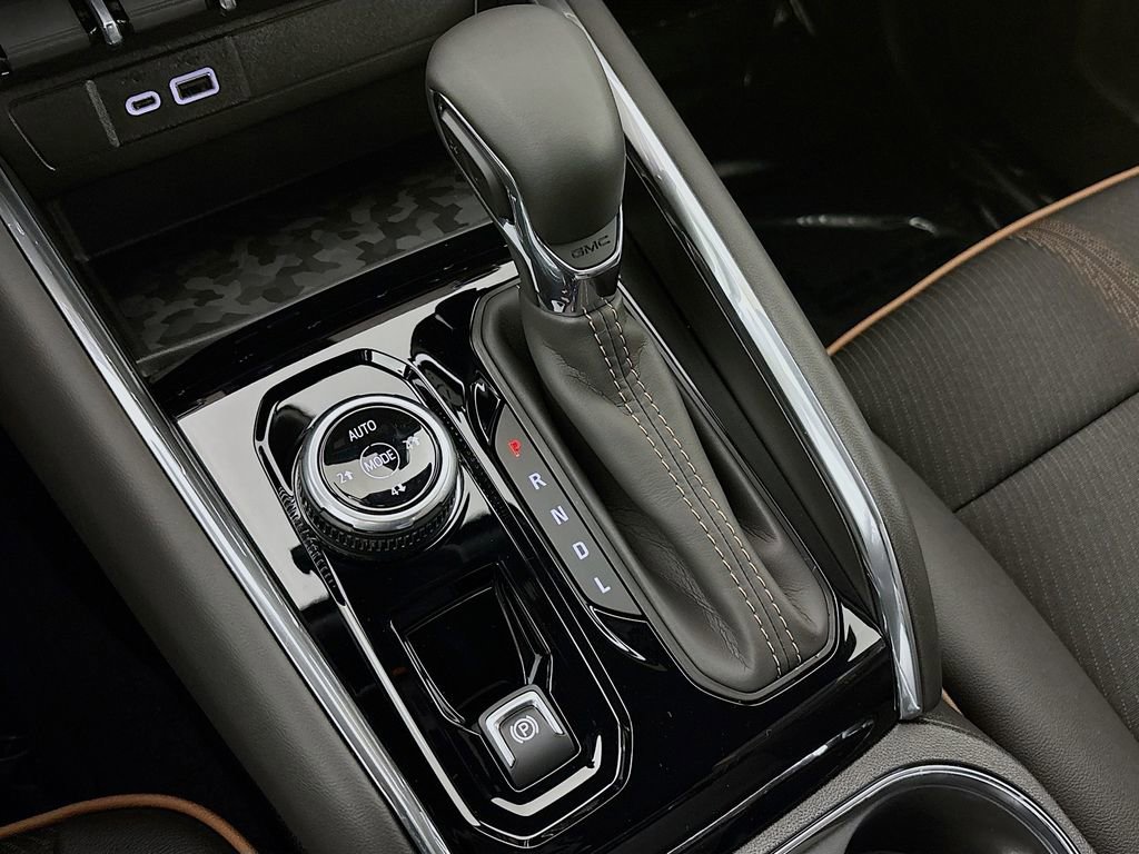 New 2026 GMC Canyon AT4 image 17