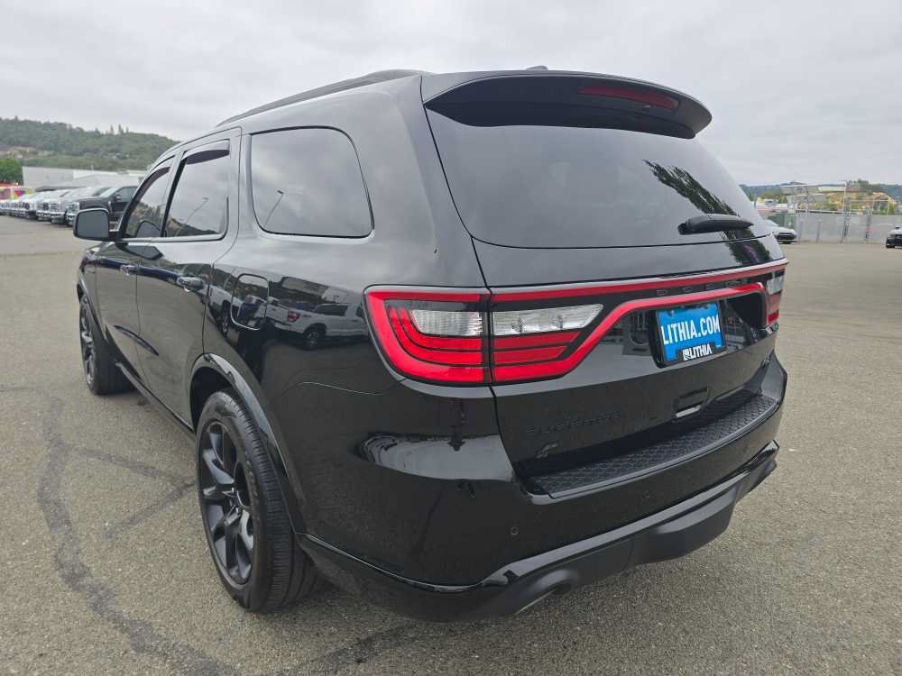 Used 2022 Dodge Durango R/T w/ Tow 'N Go Package AWD/4WD image 3