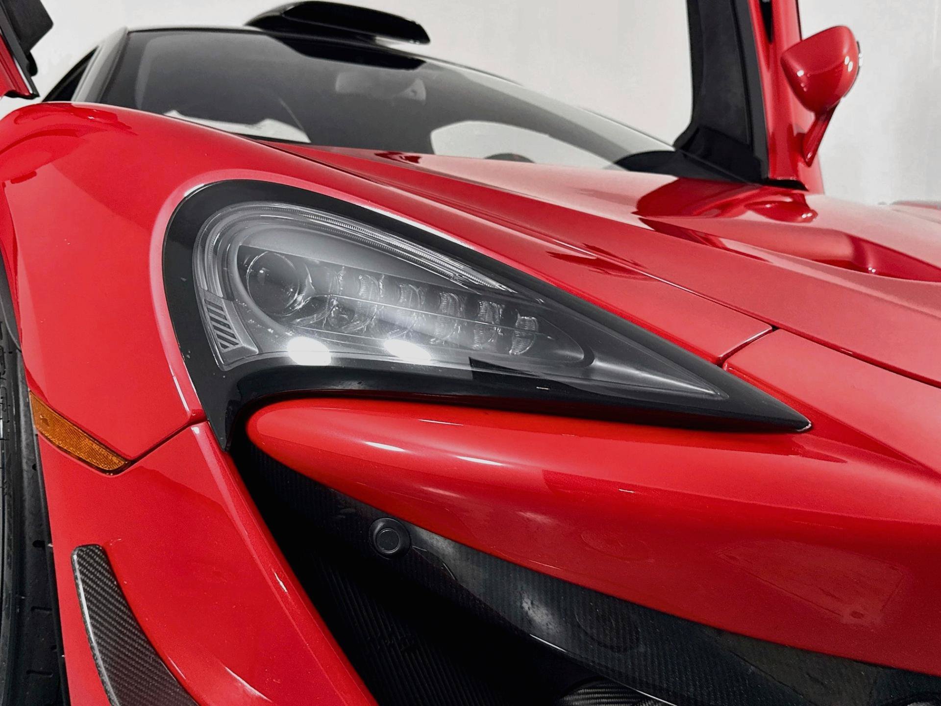Used 2020 McLaren 620R RWD image 72
