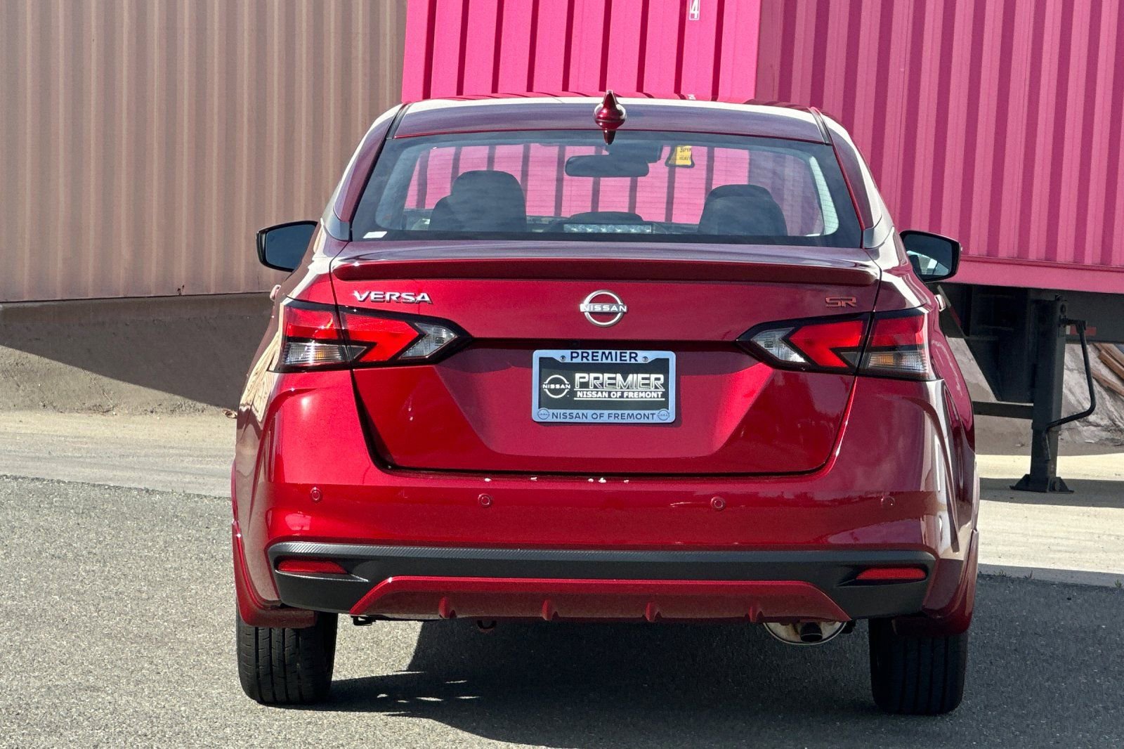 Used 2025 Nissan Versa SR w/ Trunk Package image 5