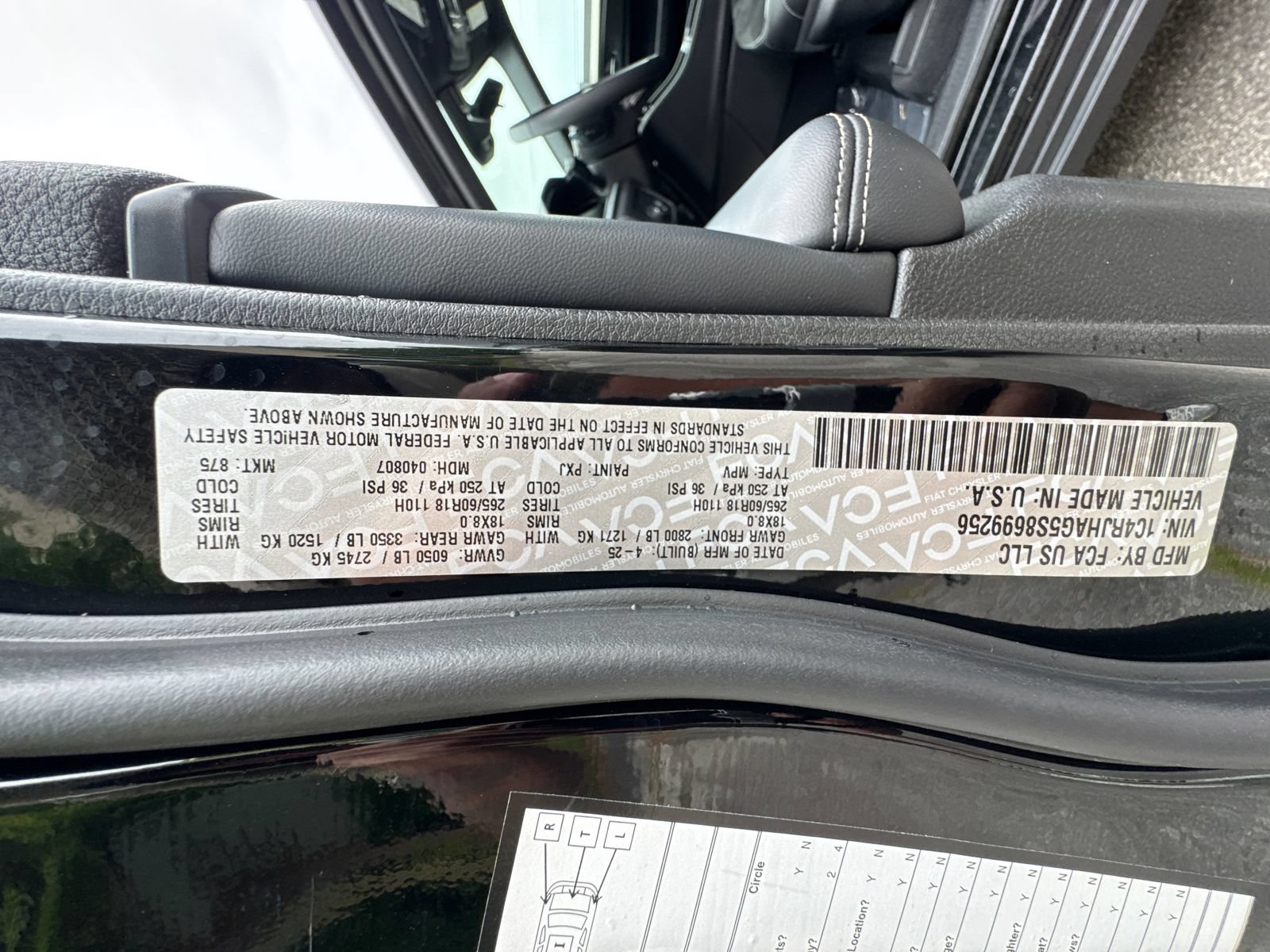 Used 2025 Jeep Grand Cherokee Altitude AWD/4WD image 32