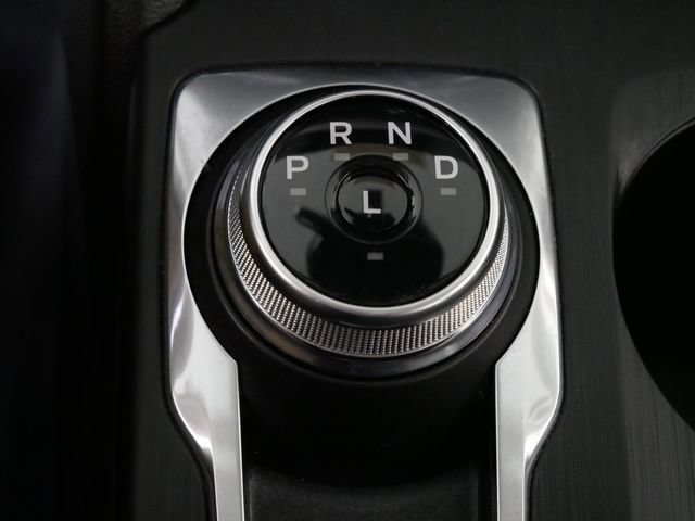 Certified 2025 Ford Escape Platinum AWD/4WD image 21