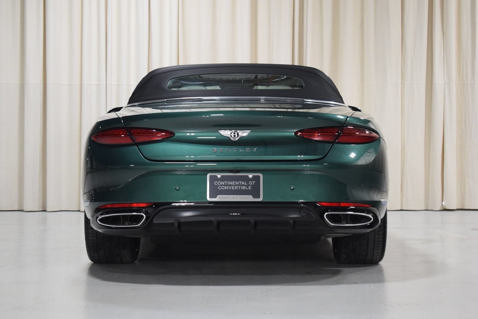 New 2026 Bentley Continental GTC AWD/4WD image 14